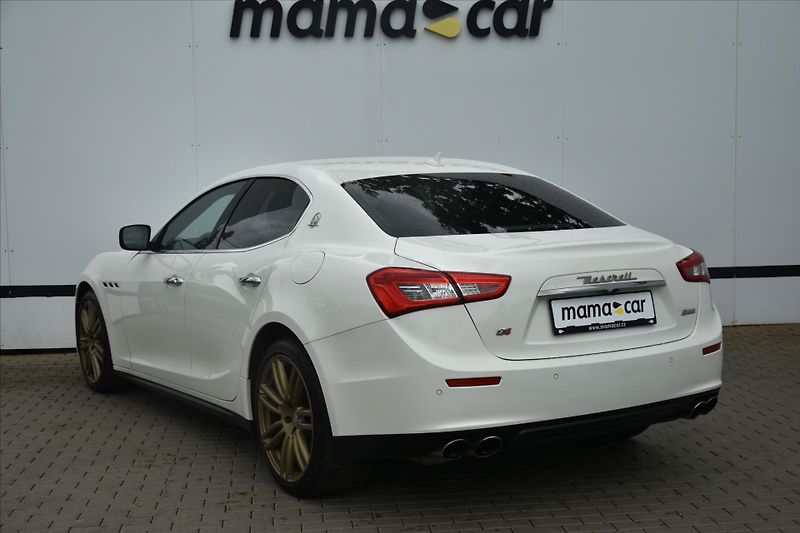 Maserati Ghibli 3.0 S Q4 302kW NAVI - fotka 5 z 29