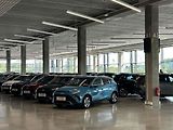 Nedaleko Poděbrad začíná fungovat největší autosalon ojetých aut v Evropě