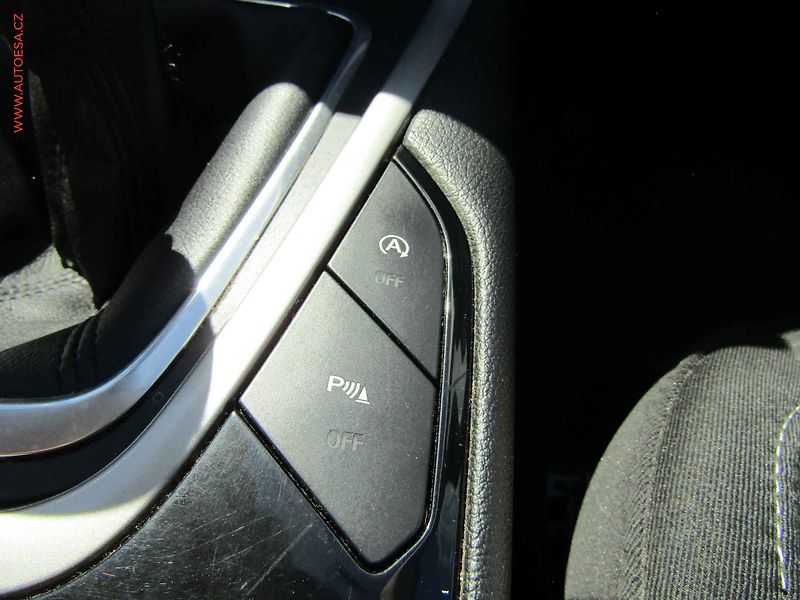 Ford S-MAX (2016) 2.0TDCI, 2.maj,ČR, Klima - fotka 18 z 21