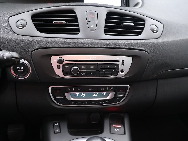 Renault Grand Scénic 1.2 TCe 97kW CZ Limited Navi - fotka 21 z 31