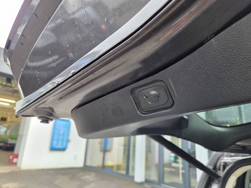 Ford Galaxy 2.0 TDCI Automat Titanium+ - fotka 37 z 43