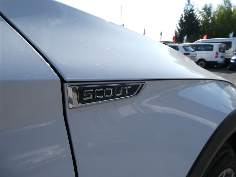 Škoda Superb 2,0 TDi 147kW SCOUT,DSG,4x4,DP - fotka 13 z 49