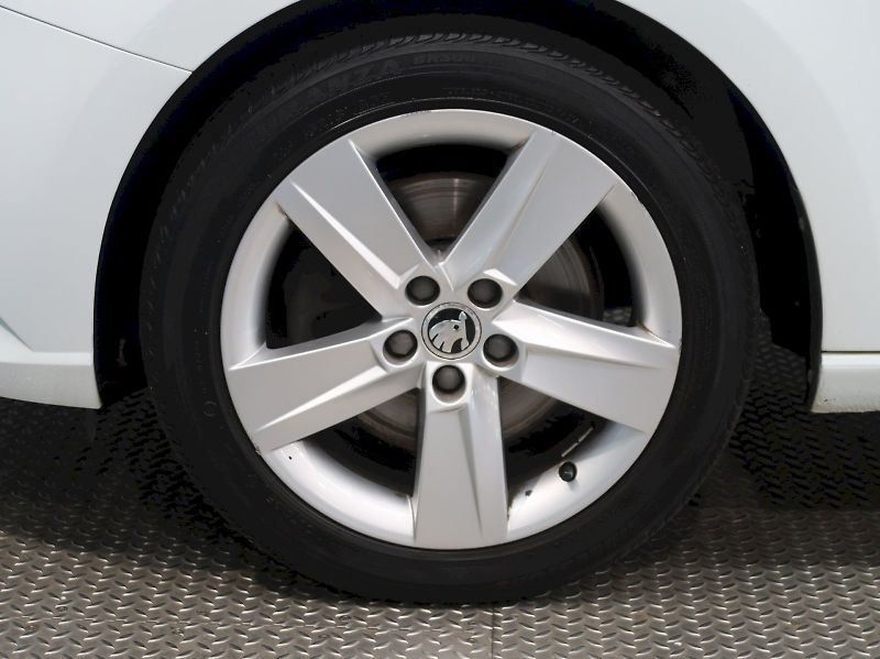 Škoda Fabia (2016) STYLE 1.2TSI 81KW DSG - fotka 12 z 37