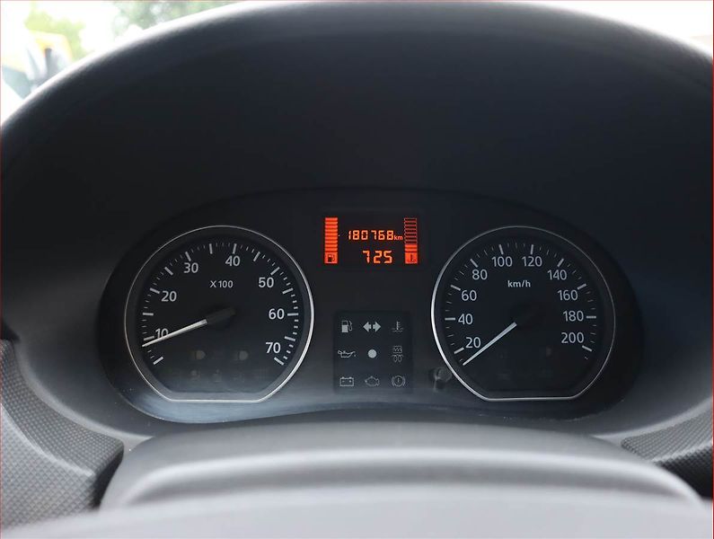 Dacia Sandero (2011) 1.6 MPI, Serv.kniha, nová STK - fotka 11 z 14