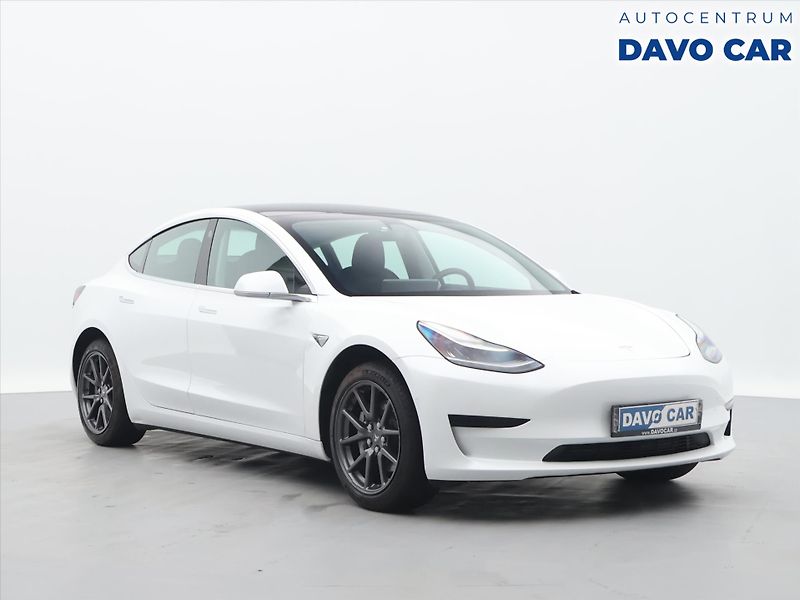 Tesla Model 3 239kW SR+ SOH 86,8% - fotka 1 z 31