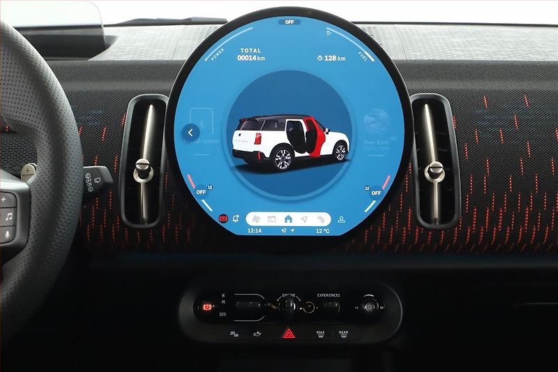Mini Countryman (2025) S All4, JCW, HUD, Kamera, Navi - fotka 9 z 23
