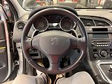 Peugeot 5008 1.6HDi 80kW - náhled 8