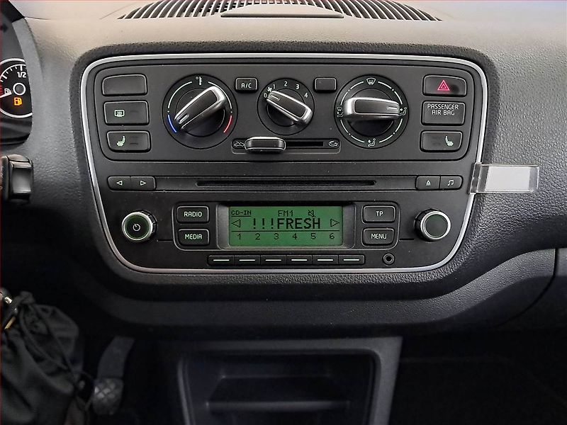 Škoda Citigo (2015) Elegance 1.0 MPI, Serv.kniha - fotka 11 z 15