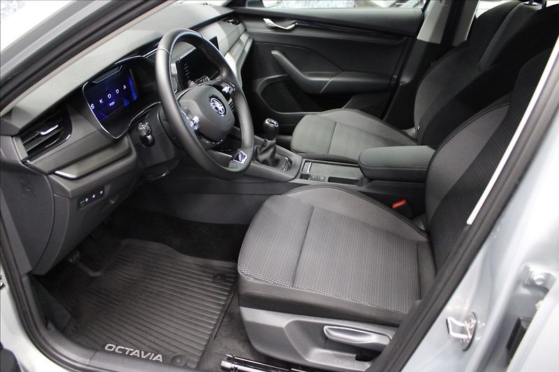 Škoda Octavia 2,0 TDI Ambition 1.majitel CZ - fotka 8 z 36