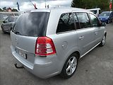 Opel Zafira 1,8 i 16V klima, závěs - náhled 8