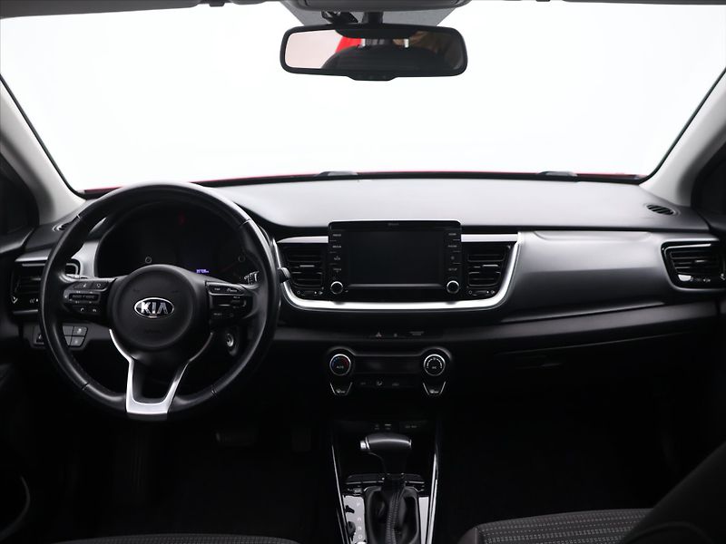 Kia Stonic 1,4 CVVT 73kW Aut. Premium CZ - fotka 23 z 31