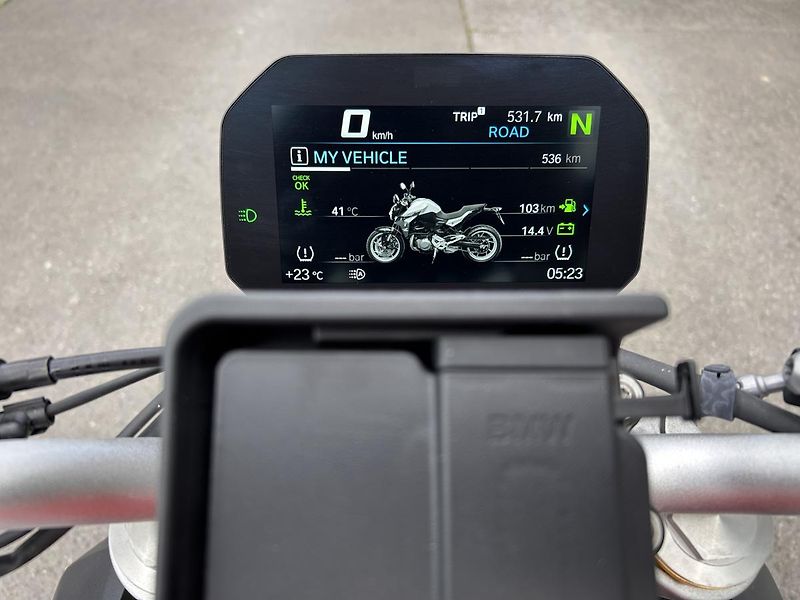 BMW F 900 R A2 - fotka 14 z 20