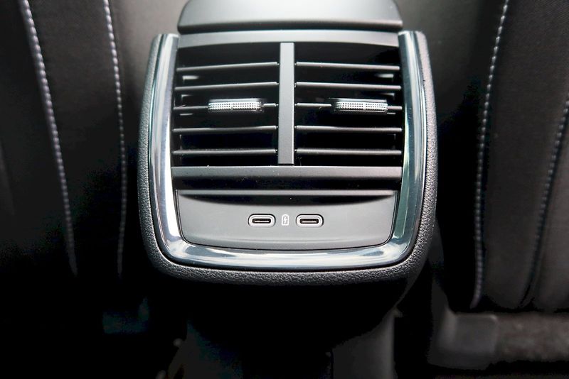 Škoda Scala (2025) MC 1.0 TSI 85 kW DSG - fotka 26 z 28