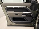 Land Rover Defender D250 X-DYNAMIC SE AWD AUT - náhled 7