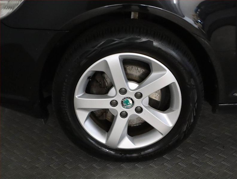 Škoda Octavia (2012) 2.0 TDI, Automat, Tempomat - fotka 14 z 17