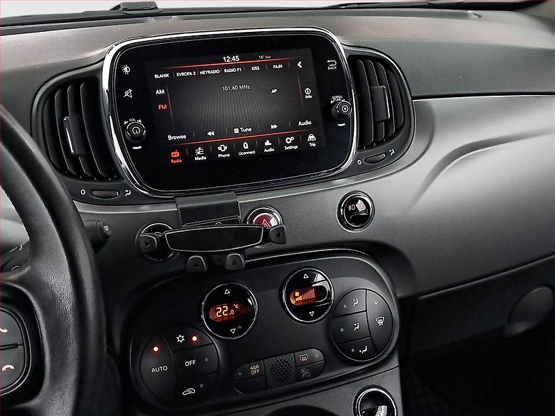 Fiat 500 (2017) 1.2, Kůže, Tempomat - fotka 12 z 17