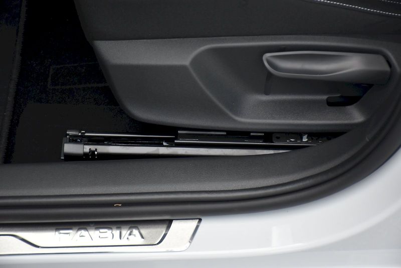 Škoda Fabia (2025) Monte Carlo 1,0 TSI 85 kW 6° m - fotka 29 z 33