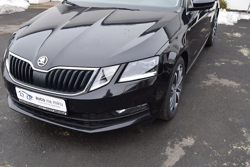 Škoda Octavia (2020) 2.0TDI 110kwSOLEIL VIRTUAL KAM - fotka 2 z 48