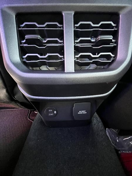 Ford Ranger Wildtrak 2.0 EcoBlue Bi-Turbo - fotka 14 z 42