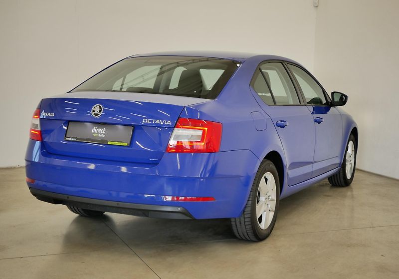 Škoda Octavia - fotka 2 z 24