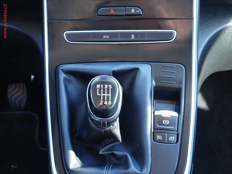 Renault Grand Scénic (2019) 1.3 TCe, 1.maj,ČR, AC, TZ - fotka 13 z 16