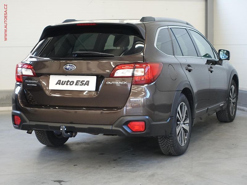 Subaru Outback (2019) 2.5i 4x4, 2.maj,ČR, AT, LED - fotka 4 z 28