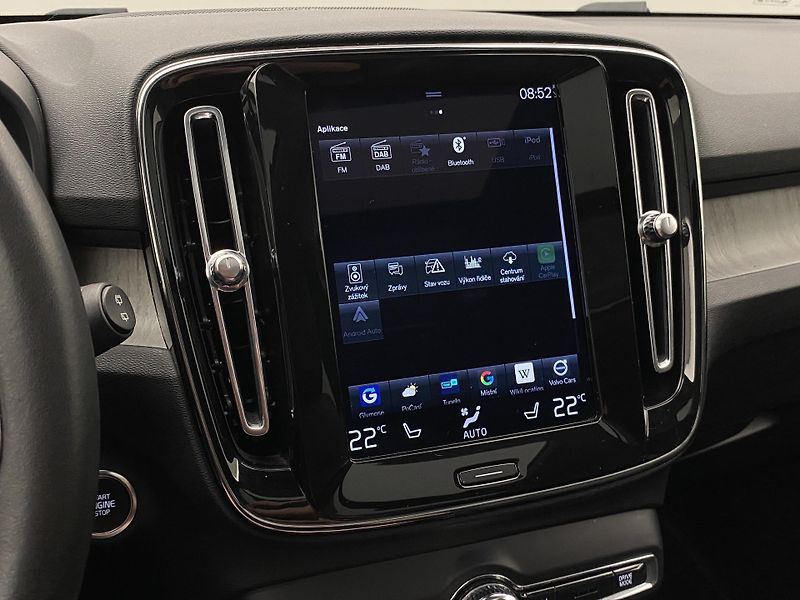 Volvo XC40 T5 RECHARGE INSCRIPTION AUT - fotka 40 z 50