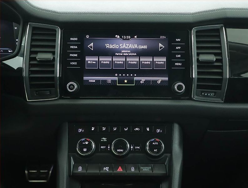 Škoda Kodiaq (2023) Laurin&Klement 2.0 TDI - fotka 12 z 18