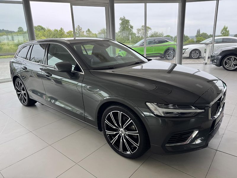 Volvo V60 T6 AWD*257kW*Recharge*Inscript - fotka 4 z 33