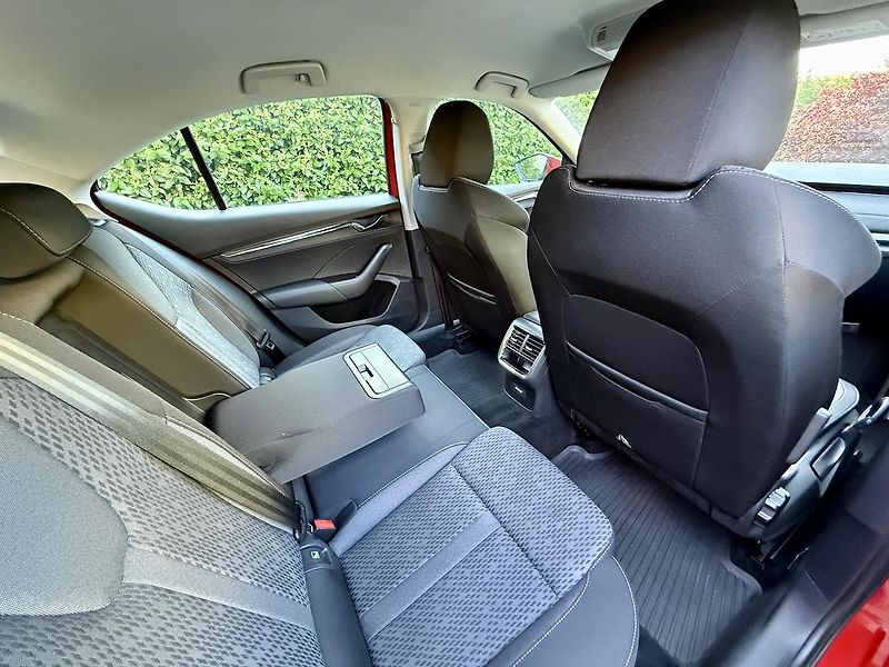 Škoda Octavia (2022) 2,0TDi 85kW STYLE Vyhř.Okno ČR - fotka 10 z 17