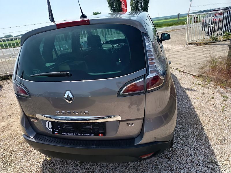 Renault Scénic (2014) 1.2 97kw 114tis Km - fotka 20 z 40
