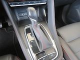 MG ZS (2022) Exclusive 1.0 Turbo, Automat - náhled 17