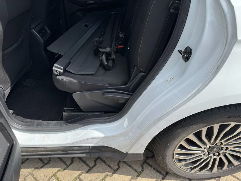 Ford S-MAX (2019) 4X4 2,0 TDCI 140KW TAŽNÉ DPH - fotka 30 z 41