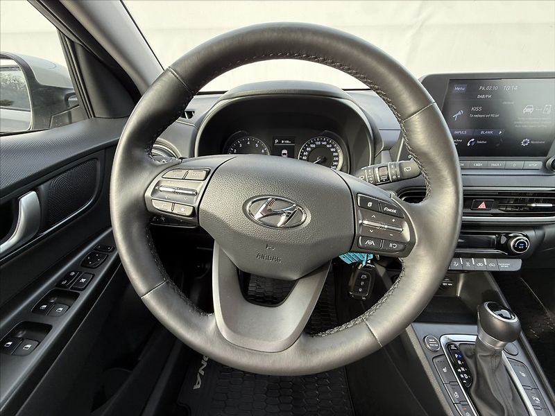 Hyundai Kona 1,6 T-GDI 145kW Smart DTC - fotka 8 z 23