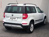Škoda Yeti (2017) 1.4 TSi, Adventure, TZ, park - náhled 3