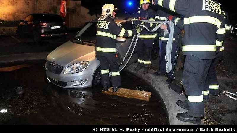 Kuriózní nehody z českých silnic.