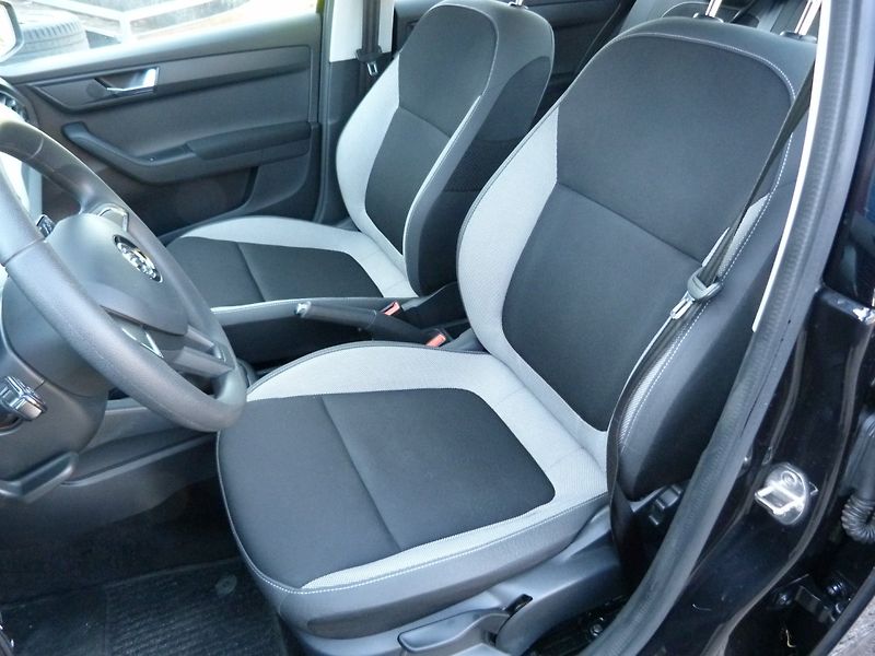 Škoda Fabia 1.0 TSI - fotka 10 z 24