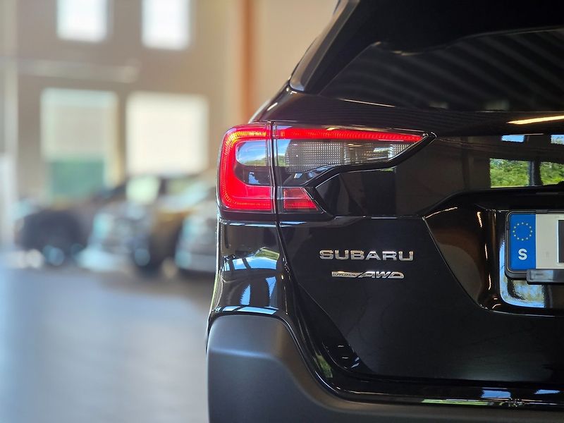 Subaru Outback 2.5i 4WD Active - fotka 5 z 15