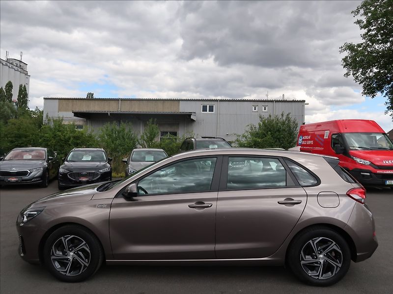 Hyundai i30 1,0 T-GDi,88kW,Comfort,NovéČR - fotka 6 z 28