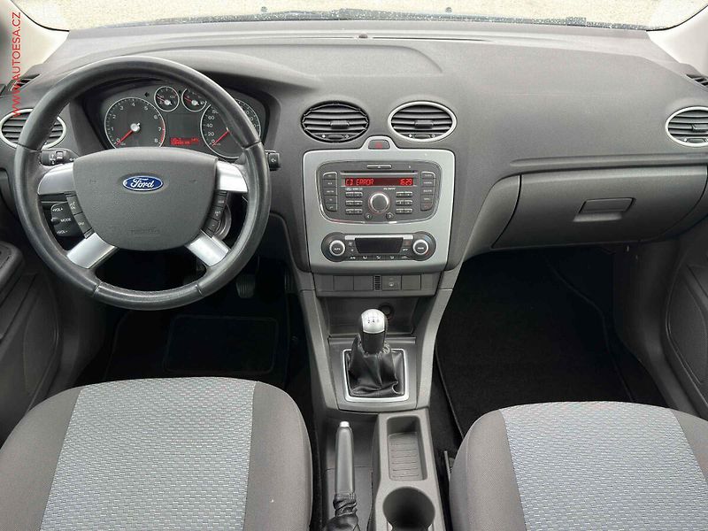 Ford Focus (2008) 1.6 16V, 1.maj, AC, tempo - fotka 9 z 15