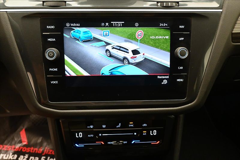 Volkswagen Tiguan Allspace 2,0 TDI 110kW DSG 7Míst Záruka - fotka 20 z 32
