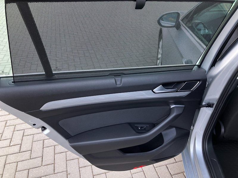Volkswagen Passat Variant (2020) 2.0TDI 110kW DSG EL.TZ,NAVI - fotka 14 z 28