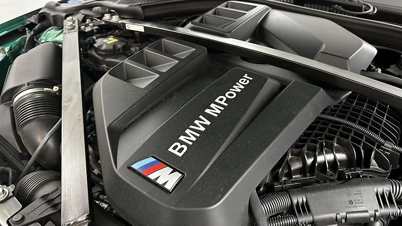 BMW M4 COMPETITION /TOP STAV - fotka 45 z 46