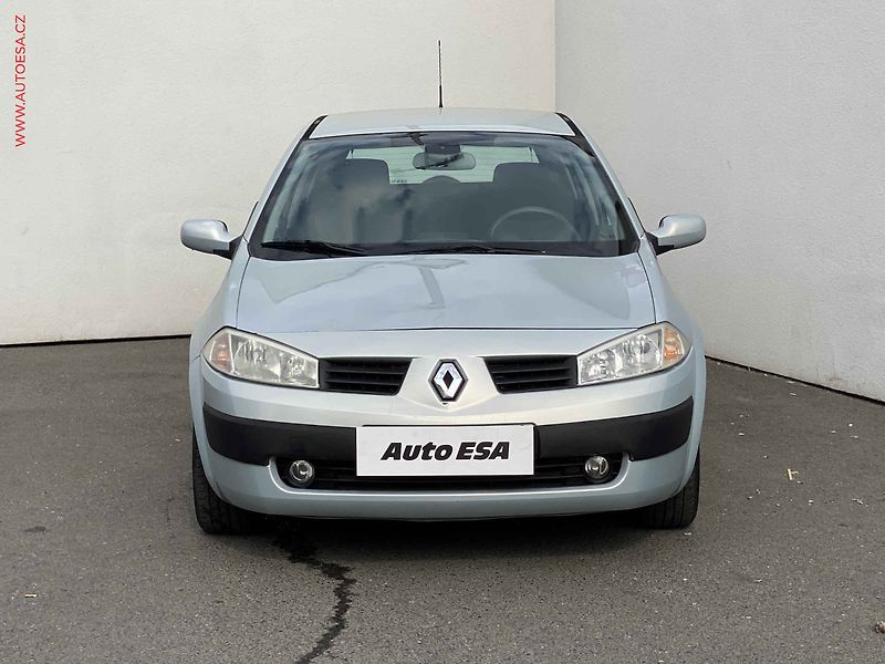 Renault Mégane (2003) 1.6i 16v, Klima - fotka 2 z 15