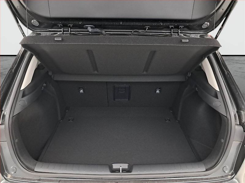Kia K4 (2026) 1.6 T-GDI, Mrtvý úhel - fotka 14 z 18
