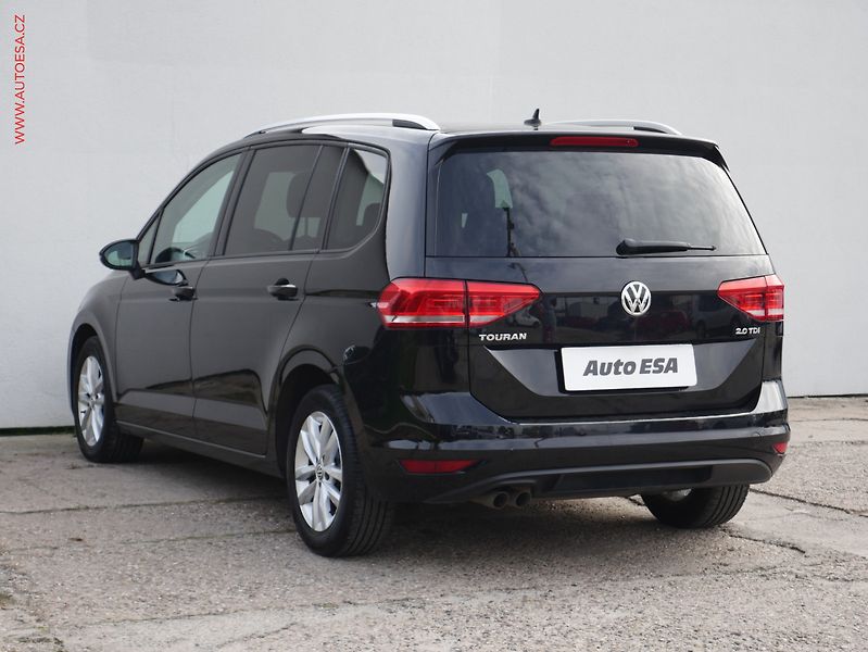 Volkswagen Touran (2016) 2.0 TDi, DSG, STK9/27 - fotka 4 z 15