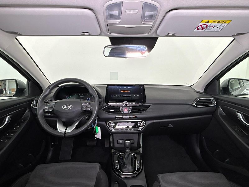Hyundai i30 Smart DCT - fotka 5 z 26