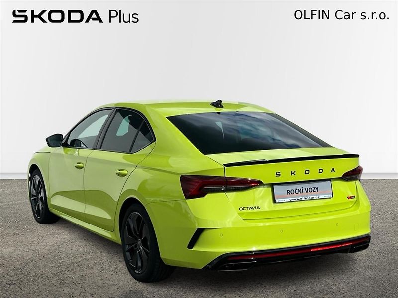 Škoda Octavia 2,0 TSi 195kW 7DSG  IV. RS - fotka 8 z 31