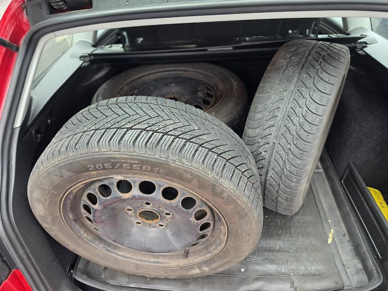 Volkswagen Passat 1.6 TDI Led Tz Navigace  - fotka 5 z 20