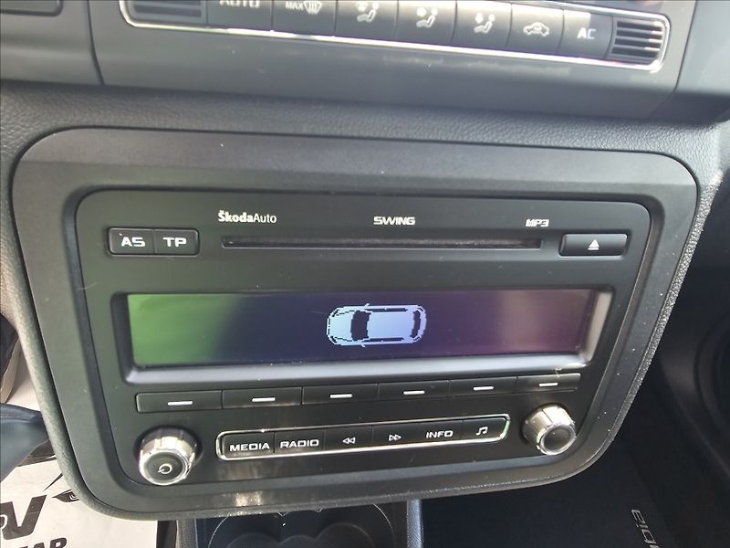 Škoda Fabia II 1,2TSi63KW Fresch - fotka 18 z 40